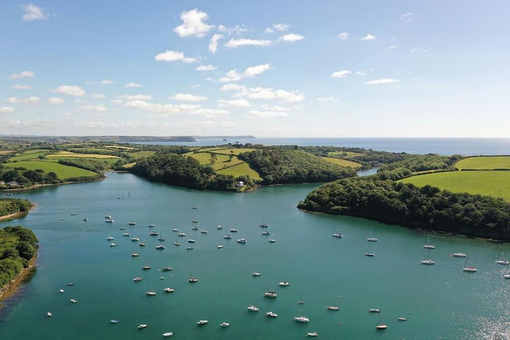 Luxury By The Harbour In Holiday home