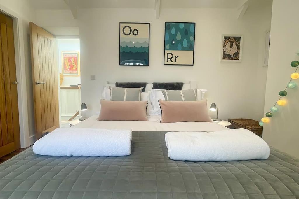 Holiday home Luxury By The Harbour In *