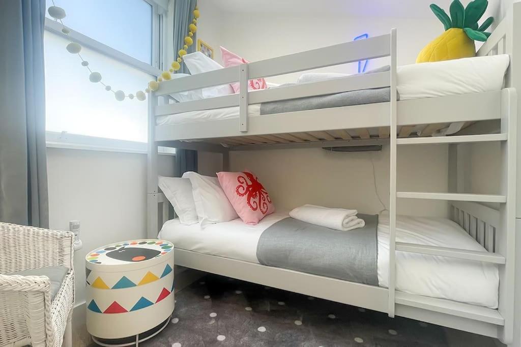 Luxury By The Harbour In Holiday home