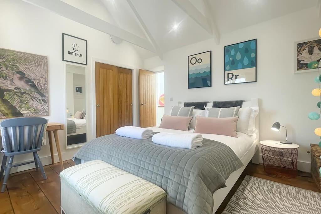 Luxury By The Harbour In Holiday home Saint Mawes