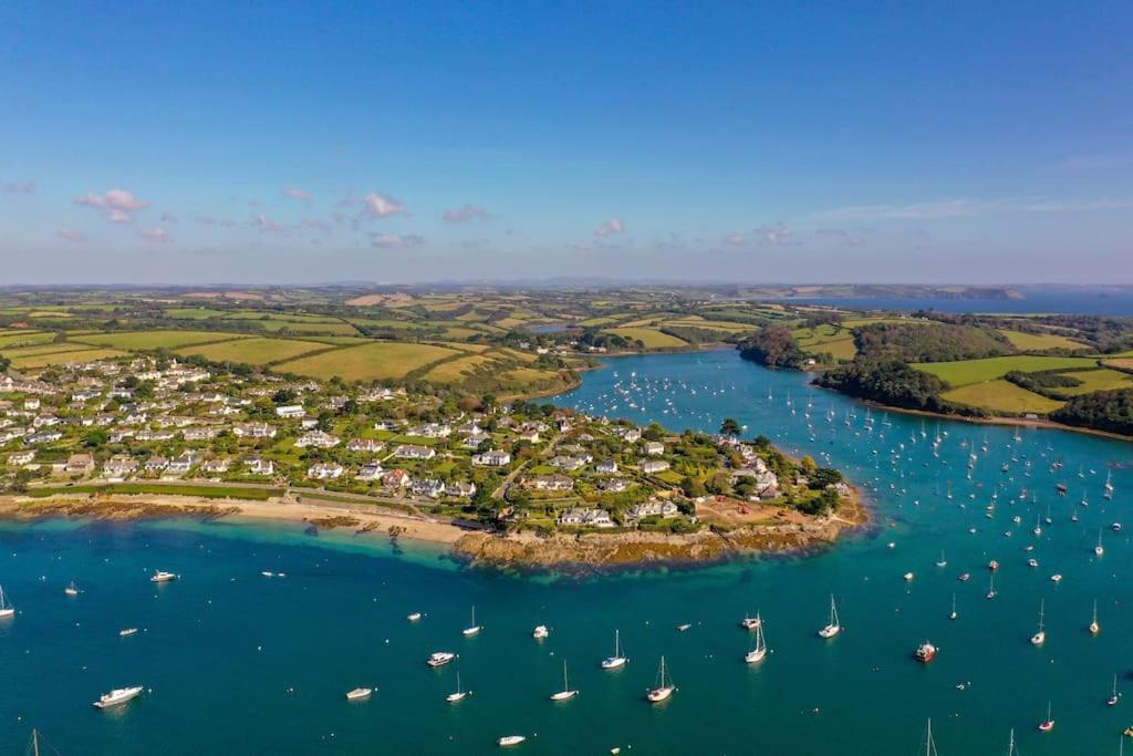 Luxury By The Harbour In Holiday home