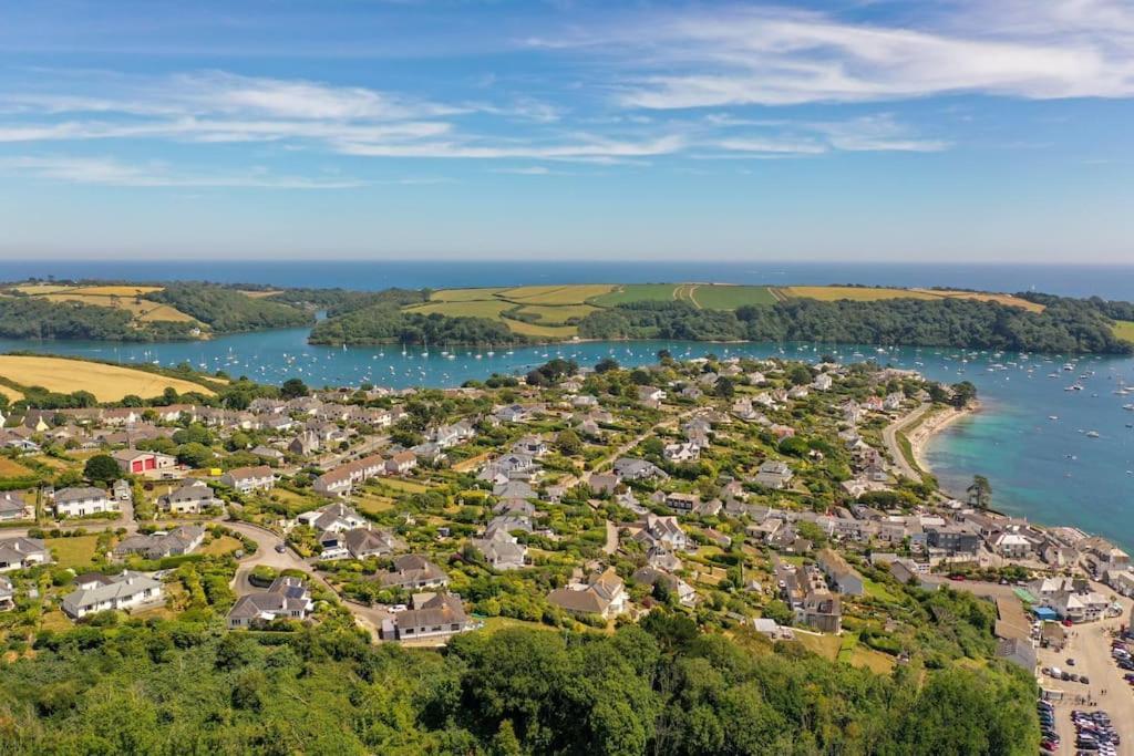 Luxury By The Harbour In Holiday home