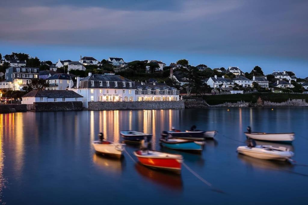 Luxury By The Harbour In Holiday home *